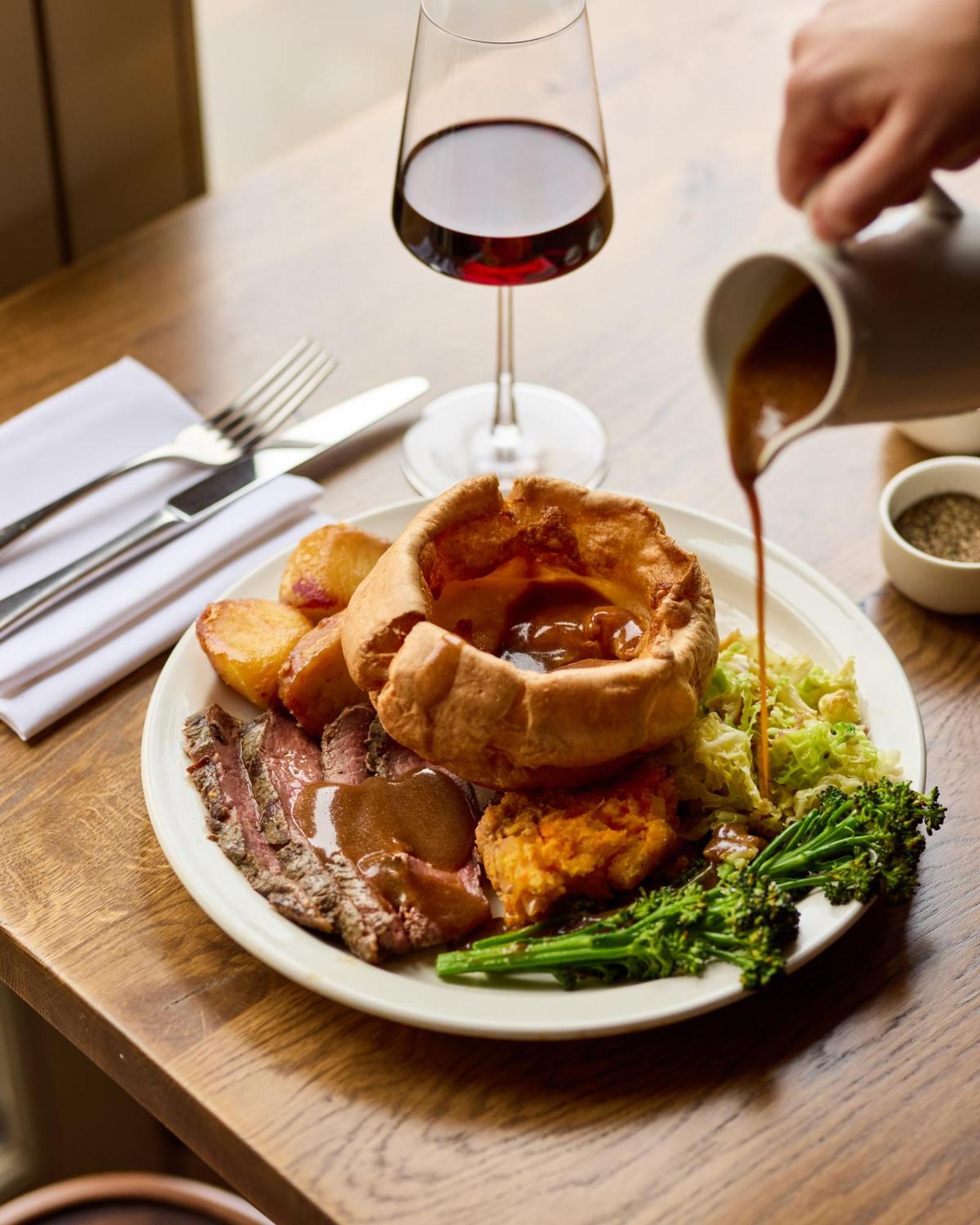 The Harcourt Arms Hotel Stanton Harcourt Ngoại thất bức ảnh A Sunday roast